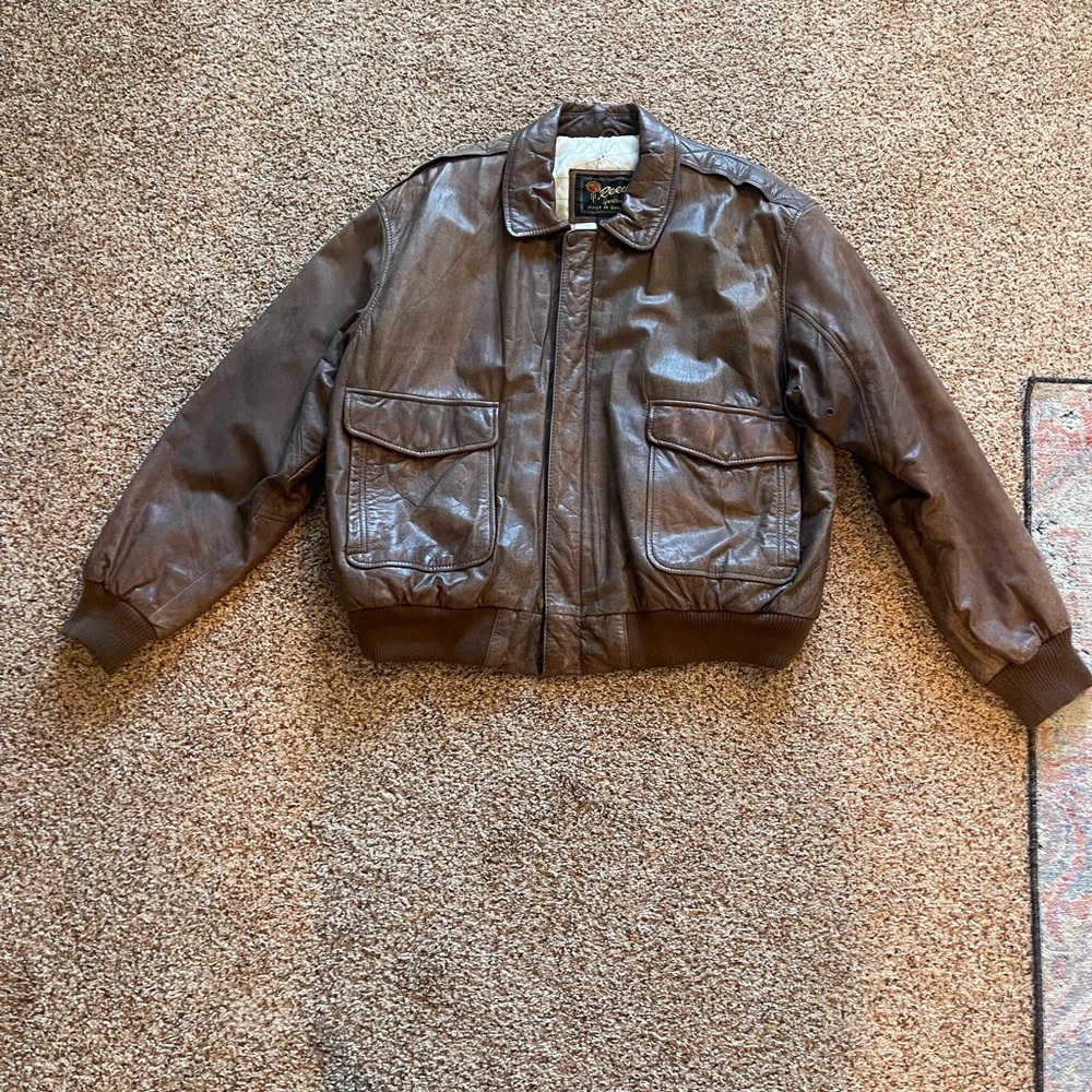 Men's vintage Brown Leather Bomber Jacket